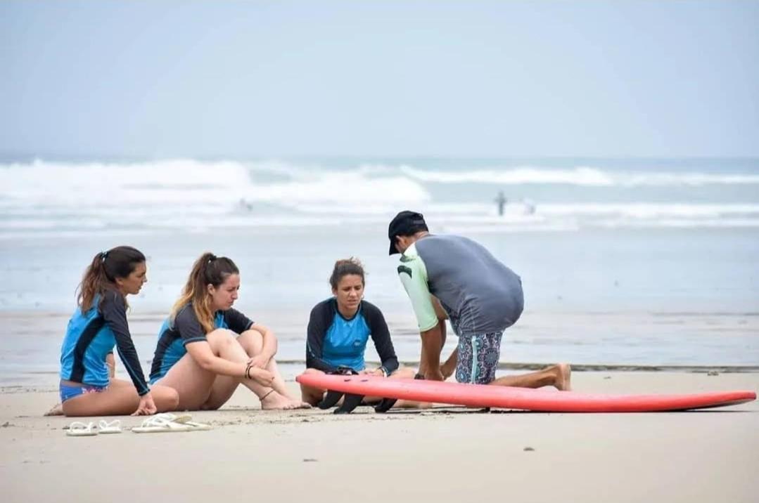 Cocobolo Surf Hotel & School Playa Santa Teresa  Extérieur photo