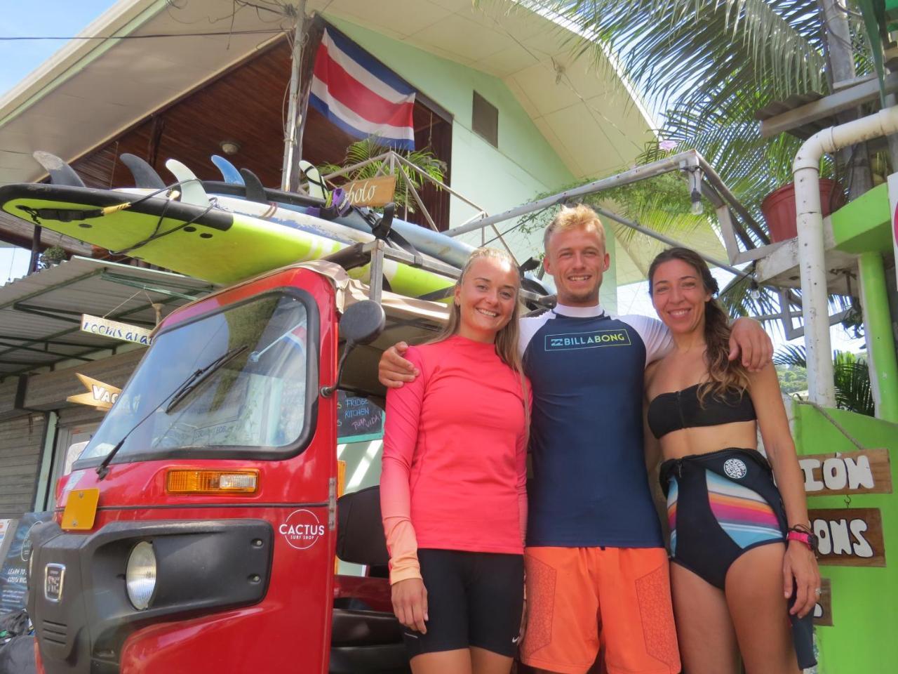 Cocobolo Surf Hotel & School Playa Santa Teresa  Extérieur photo