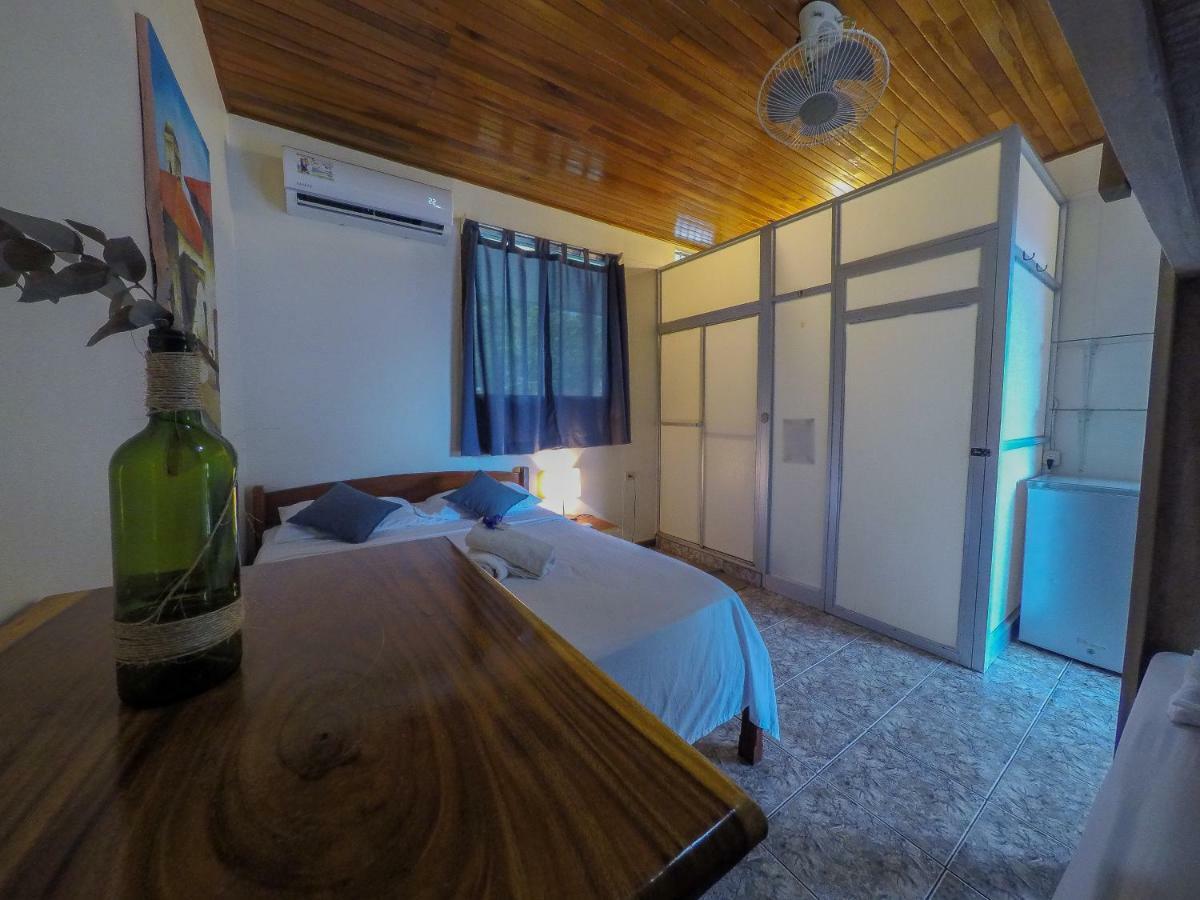 Cocobolo Surf Hotel & School Playa Santa Teresa  Extérieur photo